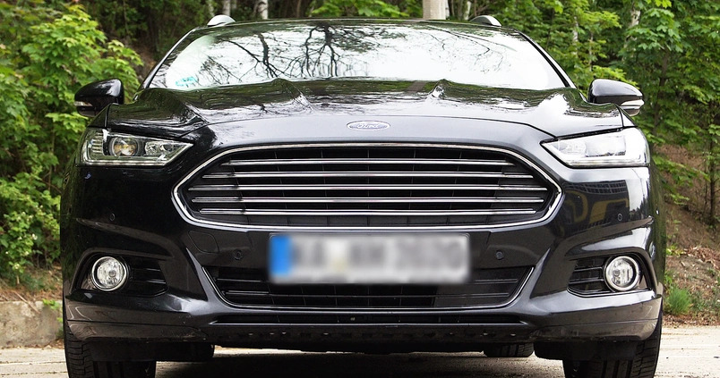 Ford Mondeo cena 57777 przebieg: 198745, rok produkcji 2015 z Wałbrzych małe 631